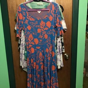 Lula Roe Nicole Dress